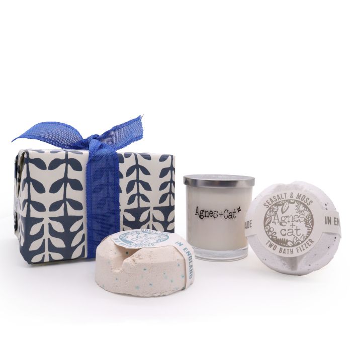 Caja de Regalo con Vela y Bombas de Baño - Sea Salt & Moss, Dolly Blue